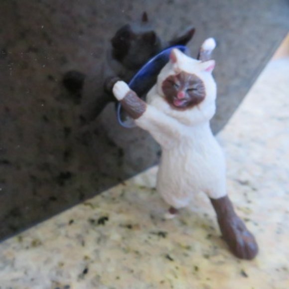 Himalayan CAT Cell Phone Grip Stand (F14) - Picture 2 of 3